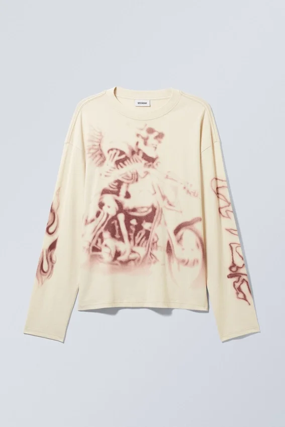 Camiseta de manga larga con estampados y corte holgado – Blanco apagado Camiseta de manga larga con estampados y corte holgado – Blanco apagado