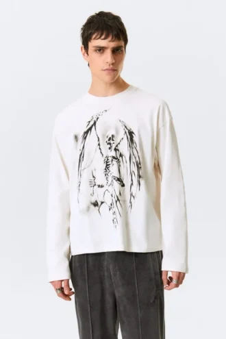 Camiseta de manga larga con estampados y corte holgado – Blanco – Ángel esquelético Camiseta de manga larga con estampados y corte holgado – Blanco – Ángel esquelético