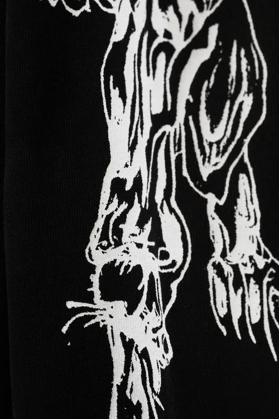 Camiseta de manga larga con estampados y corte recto – Negro – Angry Panthers Camiseta de manga larga con estampados y corte recto – Negro – Angry Panthers