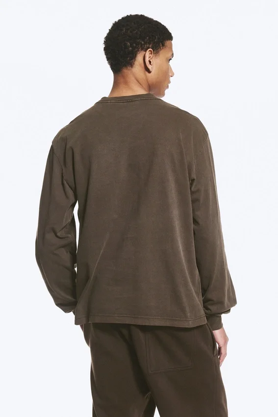 Camiseta de manga larga holgada – Marrón oscuro Camiseta de manga larga holgada – Marrón oscuro