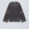 Camiseta de manga larga oversize con doble teñido – Negro degradado Camiseta de manga larga oversize con doble teñido – Negro degradado