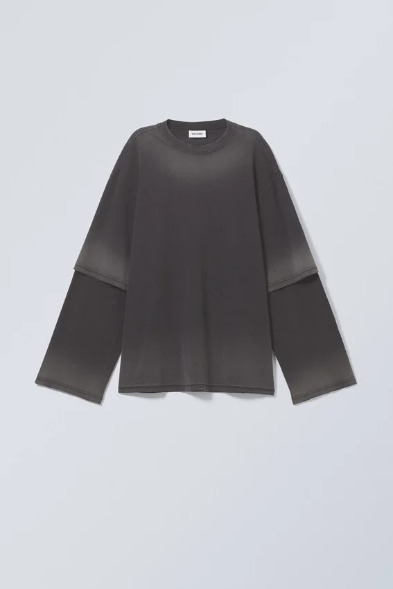 Camiseta de manga larga oversize con doble teñido – Negro degradado Camiseta de manga larga oversize con doble teñido – Negro degradado