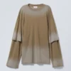 Camiseta de manga larga oversize con doble tintura – Beige oscuro degradado Camiseta de manga larga oversize con doble tintura – Beige oscuro degradado