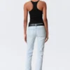 Camiseta de tirantes ajustada con espalda nadadora – Negro Camiseta de tirantes ajustada con espalda nadadora – Negro