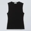 Camiseta de tirantes ajustada de algodón – Negro Camiseta de tirantes ajustada de algodón – Negro
