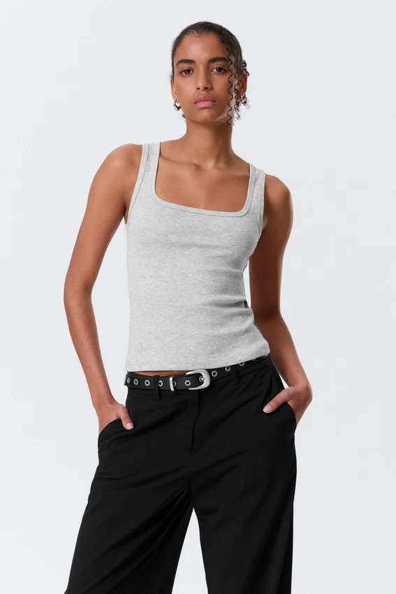 Camiseta de tirantes ajustada de cuello cuadrado y canalé – Gris jaspeado Camiseta de tirantes ajustada de cuello cuadrado y canalé – Gris jaspeado