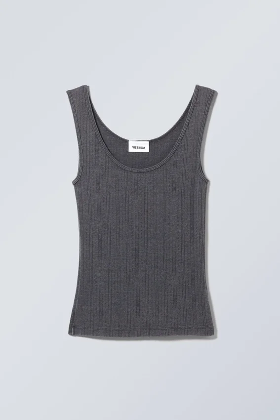 Camiseta de tirantes ajustada de punto calado – Antracita Camiseta de tirantes ajustada de punto calado – Antracita