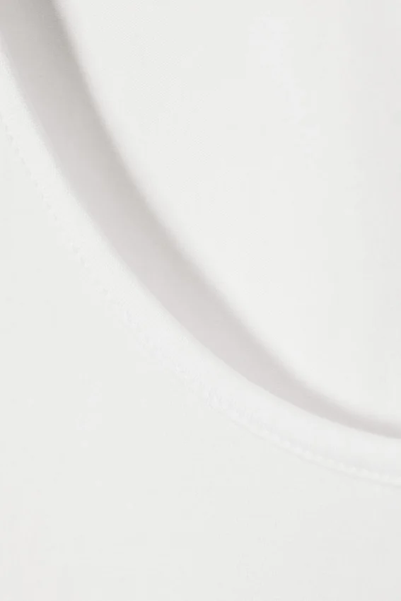 Camiseta de tirantes ajustada y lisa – Blanca Camiseta de tirantes ajustada y lisa – Blanca