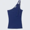 Camiseta de tirantes asimétrica con detalle de ojales – Azul brillante Camiseta de tirantes asimétrica con detalle de ojales – Azul brillante
