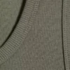 Camiseta de tirantes clásica de canalé – Verde caqui claro apagado