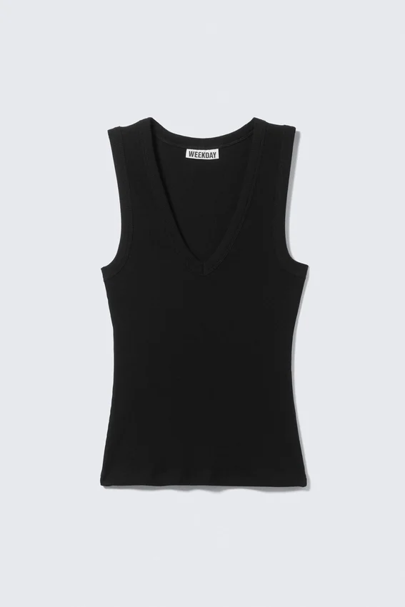 Camiseta de tirantes con cuello en V acanalado – Negro Camiseta de tirantes con cuello en V acanalado – Negro