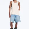 Camiseta de tirantes con espalda nadadora – Blanco polvoriento Camiseta de tirantes con espalda nadadora – Blanco polvoriento
