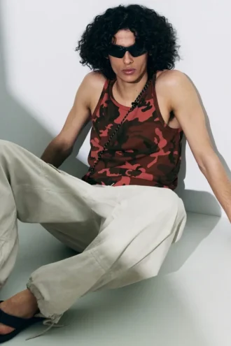 Camiseta de tirantes con estampados – Camuflaje rojo