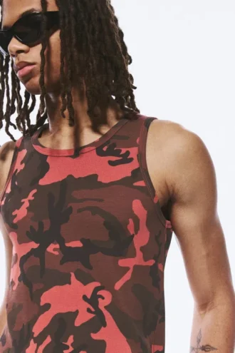 Camiseta de tirantes con estampados – Camuflaje rojo