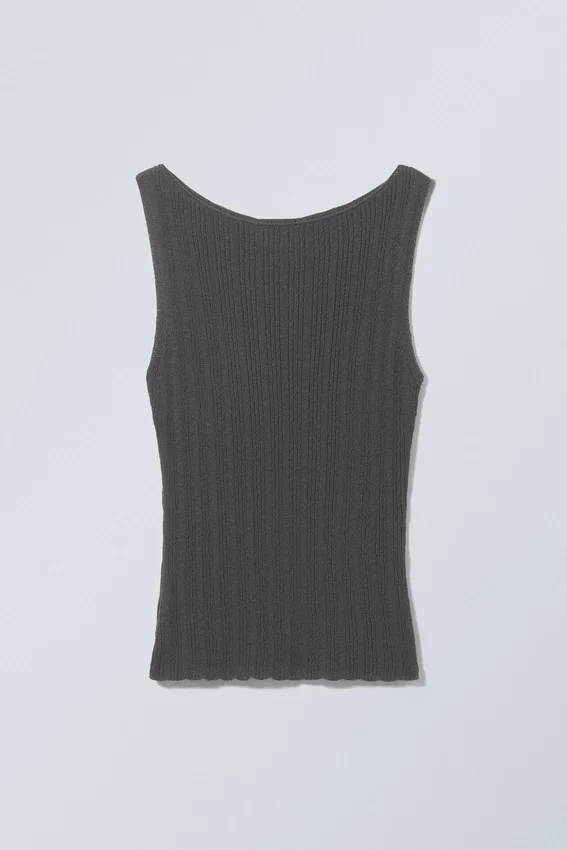 Camiseta de tirantes de punto ajustada con cuello barco – Gris oscuro Camiseta de tirantes de punto ajustada con cuello barco – Gris oscuro