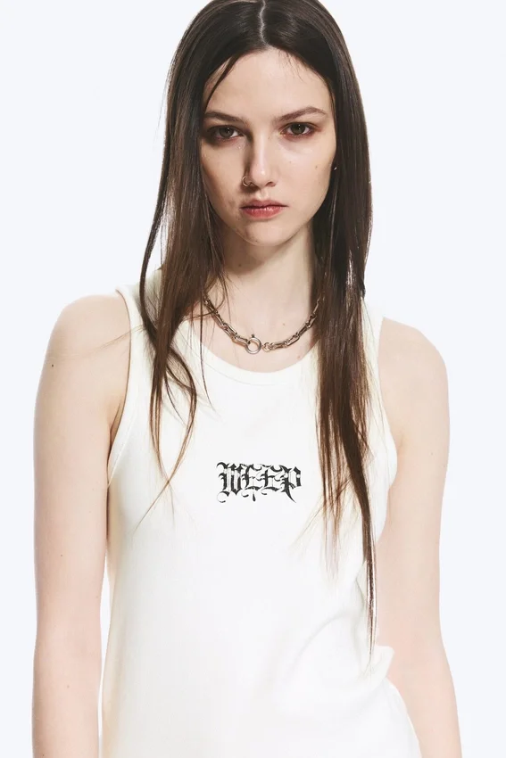 Camiseta de tirantes estampada de Yungblud – Blanco roto Camiseta de tirantes estampada de Yungblud – Blanco roto