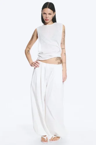Camiseta de tirantes fruncida – Blanco