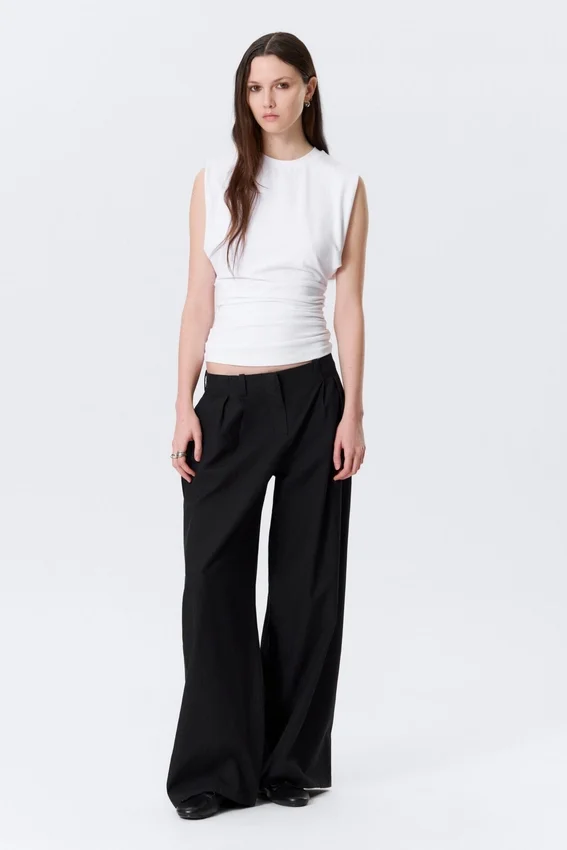 Camiseta de tirantes plisada – Blanca Camiseta de tirantes plisada – Blanca