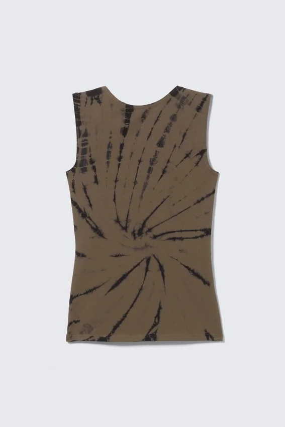 Camiseta de tirantes sin mangas con cuello barco y espalda abierta – Tie-dye oscuro Camiseta de tirantes sin mangas con cuello barco y espalda abierta – Tie-dye oscuro