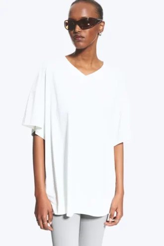 Camiseta deportiva holgada – Blanco roto