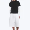 Camiseta encogida de doble capa – Blanco y negro Camiseta encogida de doble capa – Blanco y negro