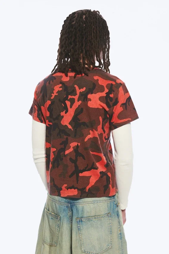 Camiseta encogida de doble capa – Camuflaje rojo Camiseta encogida de doble capa – Camuflaje rojo