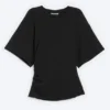 Camiseta entallada con drapeado – Negro Camiseta entallada con drapeado – Negro