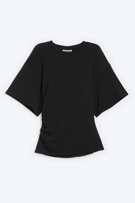 Camiseta entallada con drapeado – Negro Camiseta entallada con drapeado – Negro