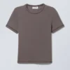 Camiseta entallada – Dark Mole Camiseta entallada – Dark Mole