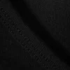 Camiseta entallada de manga corta con cuello en V – Negro