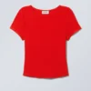 Camiseta entallada de modal con bajo redondeado – Rojo Camiseta entallada de modal con bajo redondeado – Rojo