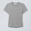 Camiseta entallada – Gris jaspeado