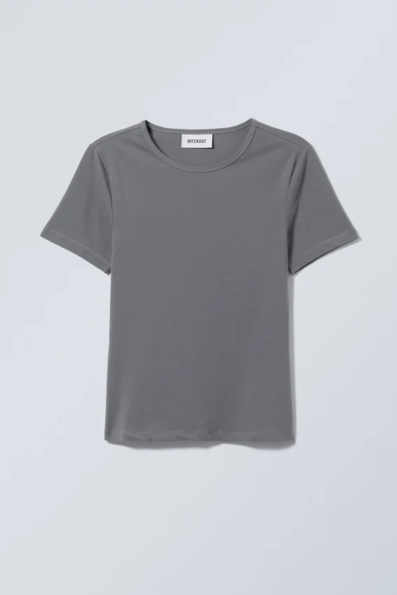 Camiseta entallada – Gris oscuro Camiseta entallada – Gris oscuro