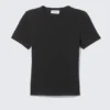 Camiseta entallada – Negro Camiseta entallada – Negro