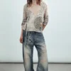 Camiseta estampada con capucha y tachuelas – Dusty Mole Camiseta estampada con capucha y tachuelas – Dusty Mole