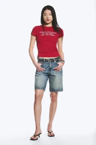 Camiseta estampada de corte recto y pantalón corto – Rojo – Comunicación