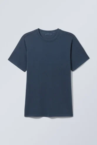 Camiseta estándar de peso medio – Azul oscuro lavado