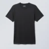 Camiseta estándar de peso medio – Negro Camiseta estándar de peso medio – Negro