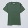 Camiseta estándar de peso medio – Verde bosque Camiseta estándar de peso medio – Verde bosque