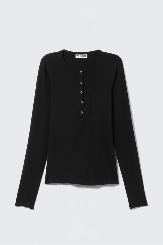 Camiseta Henley ajustada de manga larga – Negro Camiseta Henley ajustada de manga larga – Negro