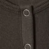 Camiseta Henley de manga larga con canalé transparente – Marrón oscuro Camiseta Henley de manga larga con canalé transparente – Marrón oscuro