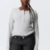 Camiseta Henley de manga larga con tejido de gofre – Gris jaspeado Camiseta Henley de manga larga con tejido de gofre – Gris jaspeado
