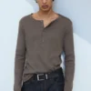 Camiseta Henley de manga larga – Gris oscuro Camiseta Henley de manga larga – Gris oscuro