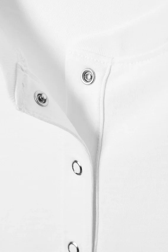 Camiseta Henley de manga larga y corte recto – Blanca Camiseta Henley de manga larga y corte recto – Blanca