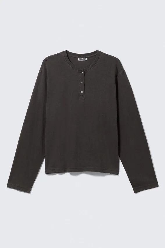 Camiseta Henley de manga larga y corte recto – Gris oscuro Camiseta Henley de manga larga y corte recto – Gris oscuro