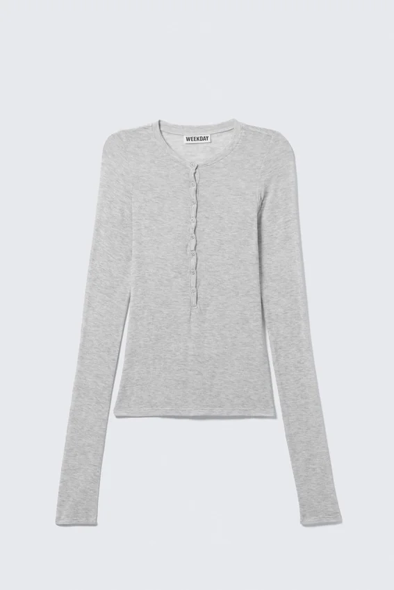Camiseta Henley entallada de manga larga – Gris jaspeado Camiseta Henley entallada de manga larga – Gris jaspeado