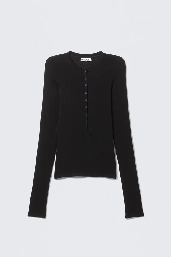 Camiseta Henley entallada de manga larga – Negro Camiseta Henley entallada de manga larga – Negro