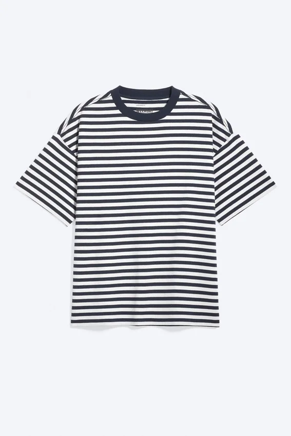Camiseta holgada – Blanca – Rayas azul marino Camiseta holgada – Blanca – Rayas azul marino