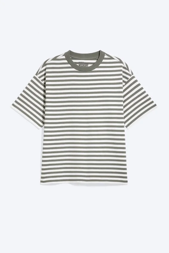 Camiseta holgada – Blanca – Rayas caqui Camiseta holgada – Blanca – Rayas caqui