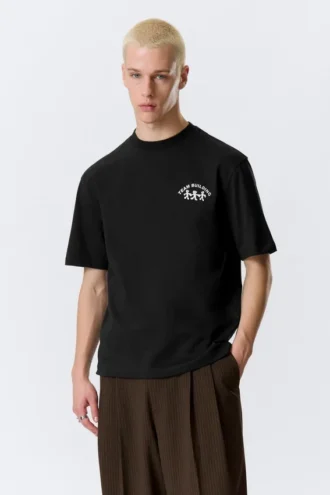 Camiseta holgada con estampados – Negro – Team Building
